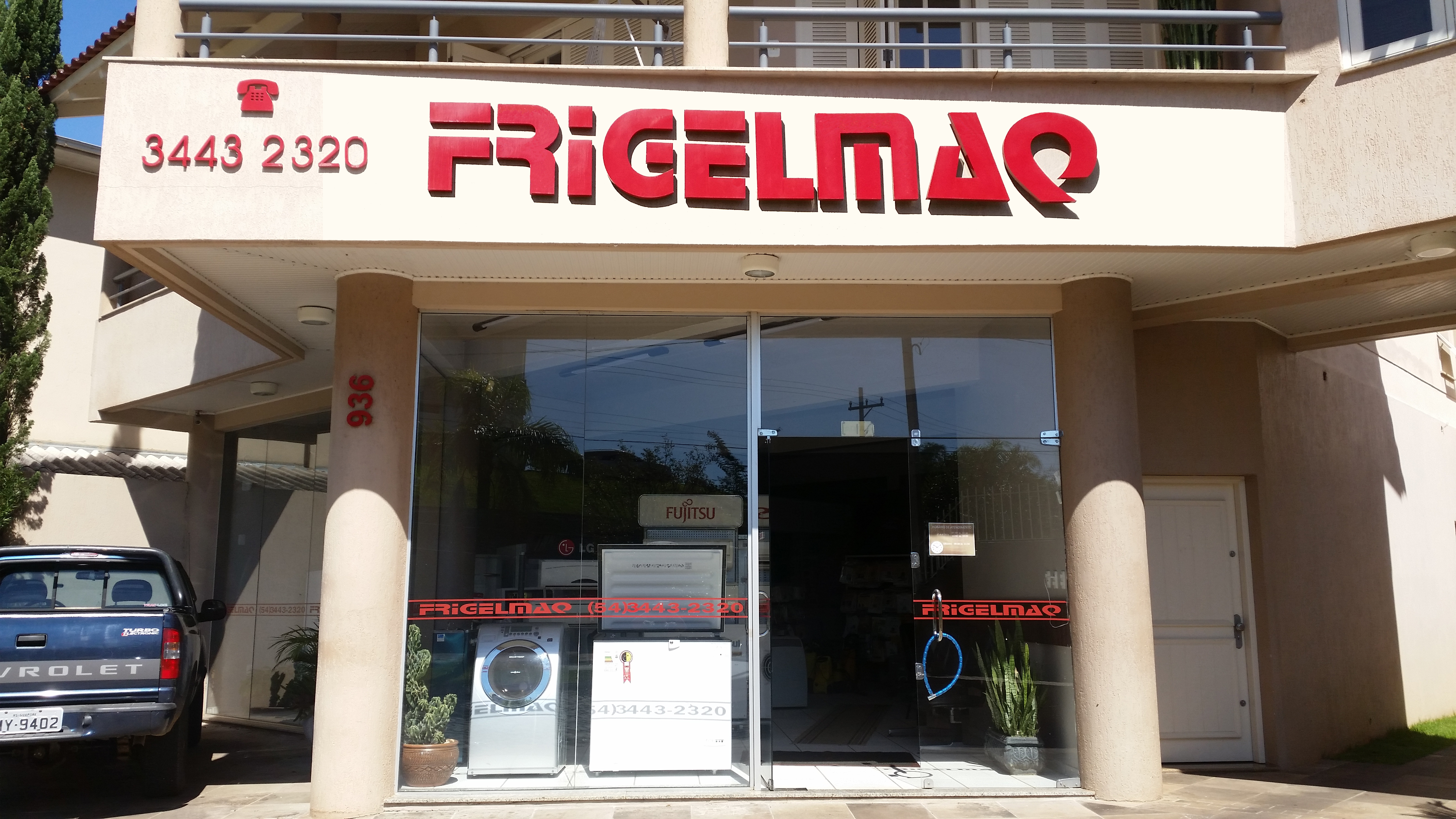 Faixada Frigelmaq